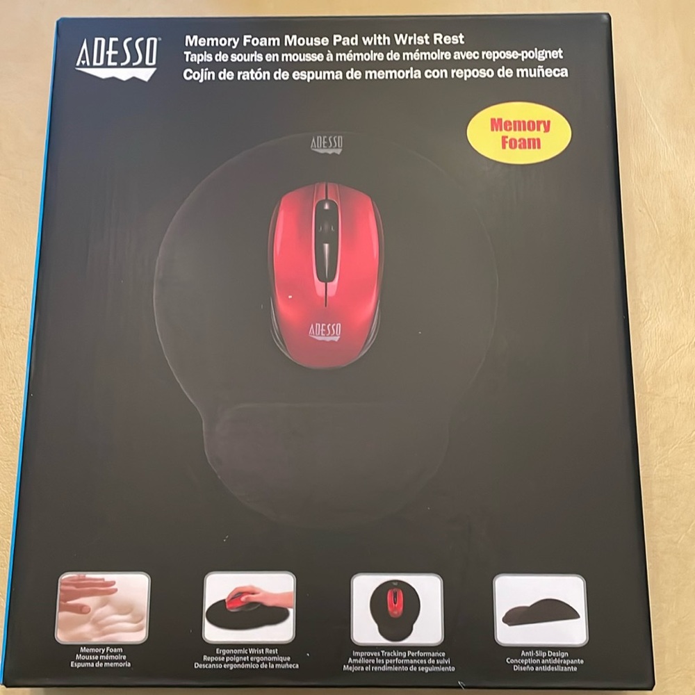 🎁 3/$15 - Adesso Memory Foam Mouse Pad with Wrist Rest (NWOT)